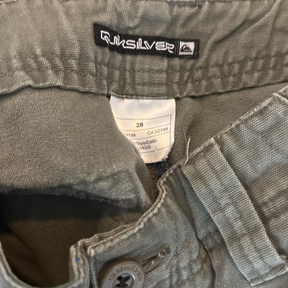 Quick Silver Men’s Cargo Shorts
